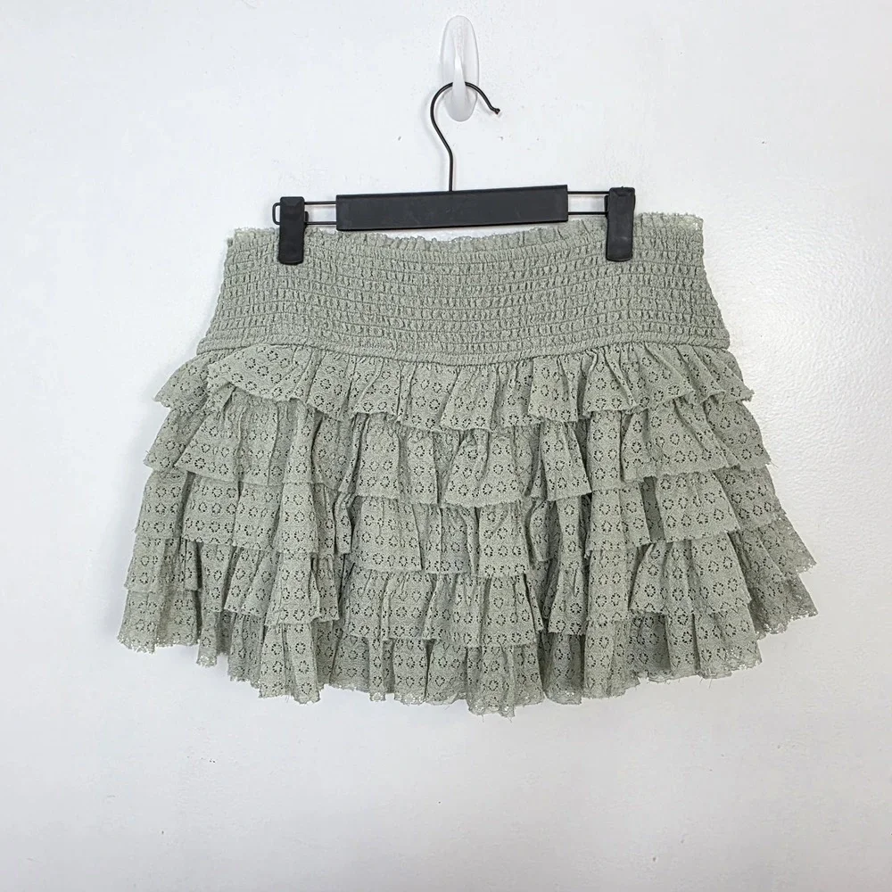American Eagle Sage‎ Green Coquette Summer High Waisted Ruffle Mini Skort Size L